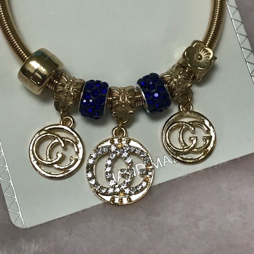 Fashion Jewelry Gold Tone Charms With Pendant Bracelet Elastic Bangle New - Picture 2 of 7